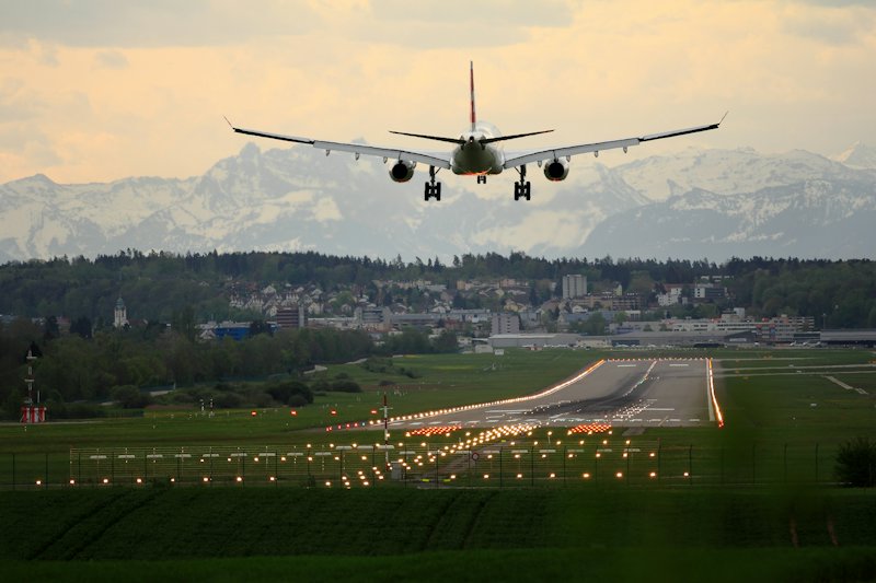 A passenger jet coming in to land